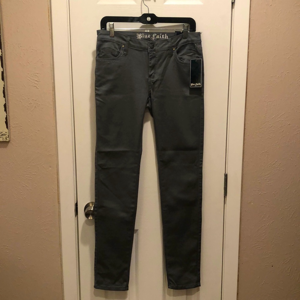 Womens gray stretch pant